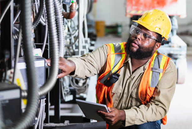 Affordable Emergency Electrician in Cloverleaf, TX